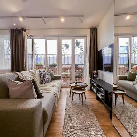 Apartment Modern With Terrace Prague