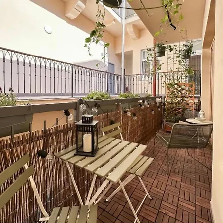 Modern With Terrace Apartment