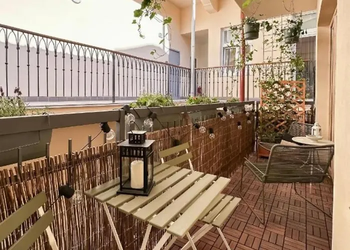 Modern With Terrace Daire